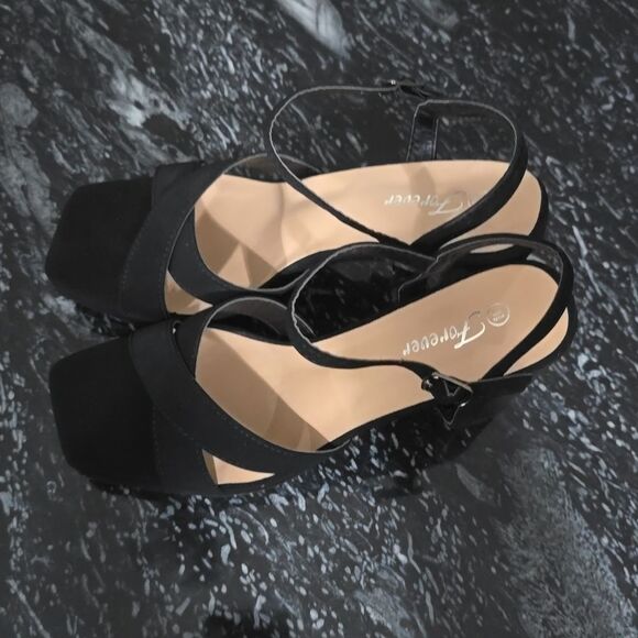 BRAND NEW FOREVER BLOCK HEEL  CRISS-CROSS  ADJUSTABLE BUCKLE ALMOND TOE … - Picture 7 of 16